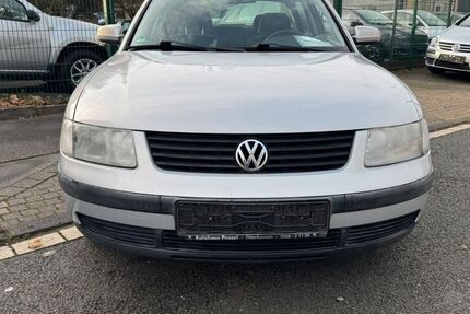 VW Passat 112.000 km 1.999 &euro; Essen 45359