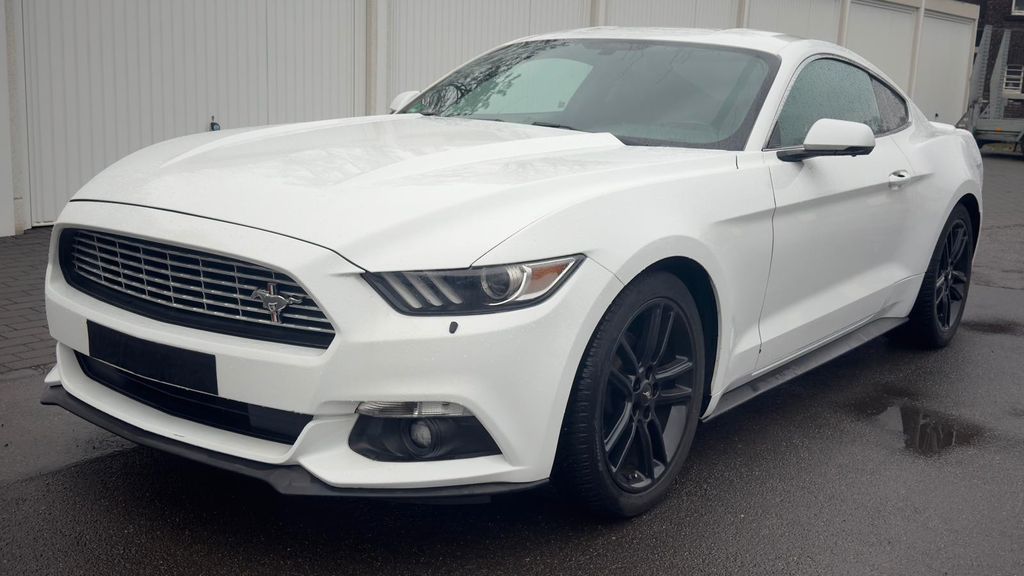 Ford Mustang 110.507 km 16.500 &euro; Gelsenkirchen 45884