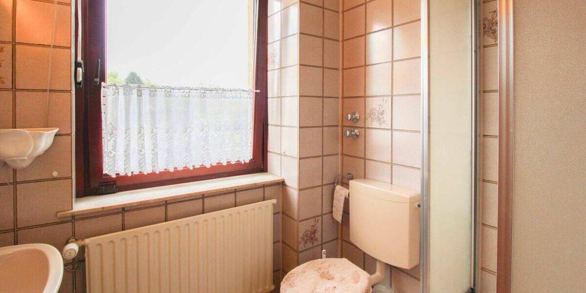 Reihenmittelhaus Essen Ostviertel - 4 Zimmer, 130 m&sup2;, 279.000&euro; | Angebot:26818453