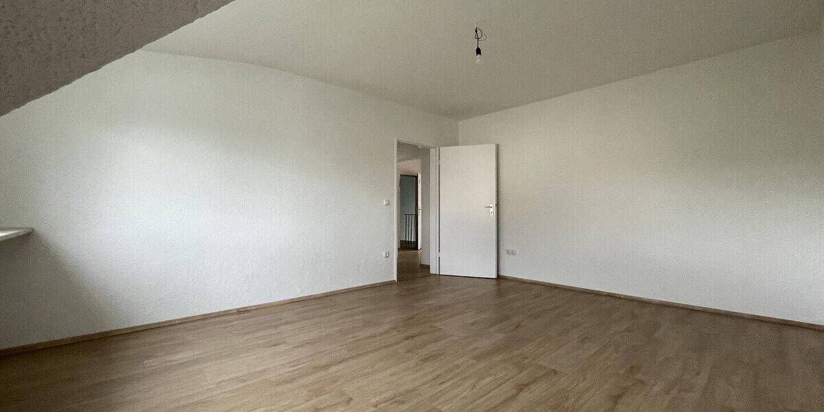 Etagenwohnung Essen Dellwig - 3 Zimmer, 75 m&sup2;, 618&euro; | Angebot:26657371