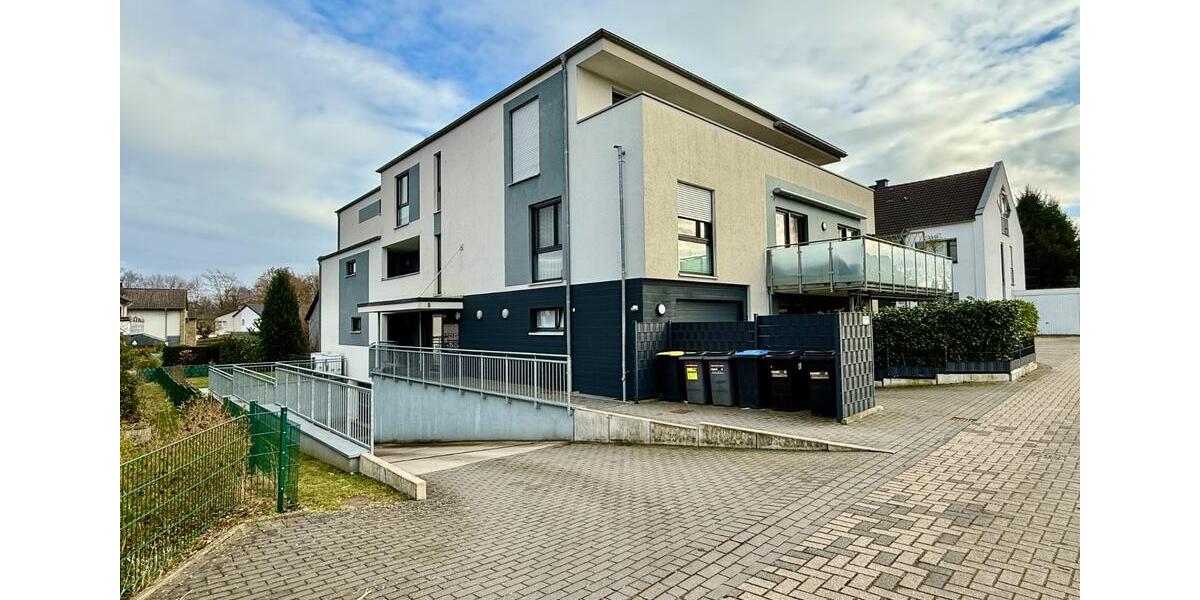 Barrierearme Erdgeschosswohnung mit Terrasse, Garten etc. 3 zimmer