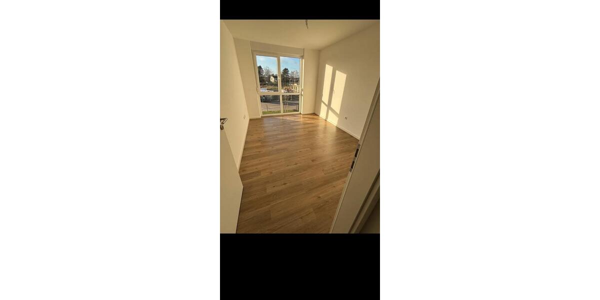 Neubau- Doppelhaushälfte 4 zimmer