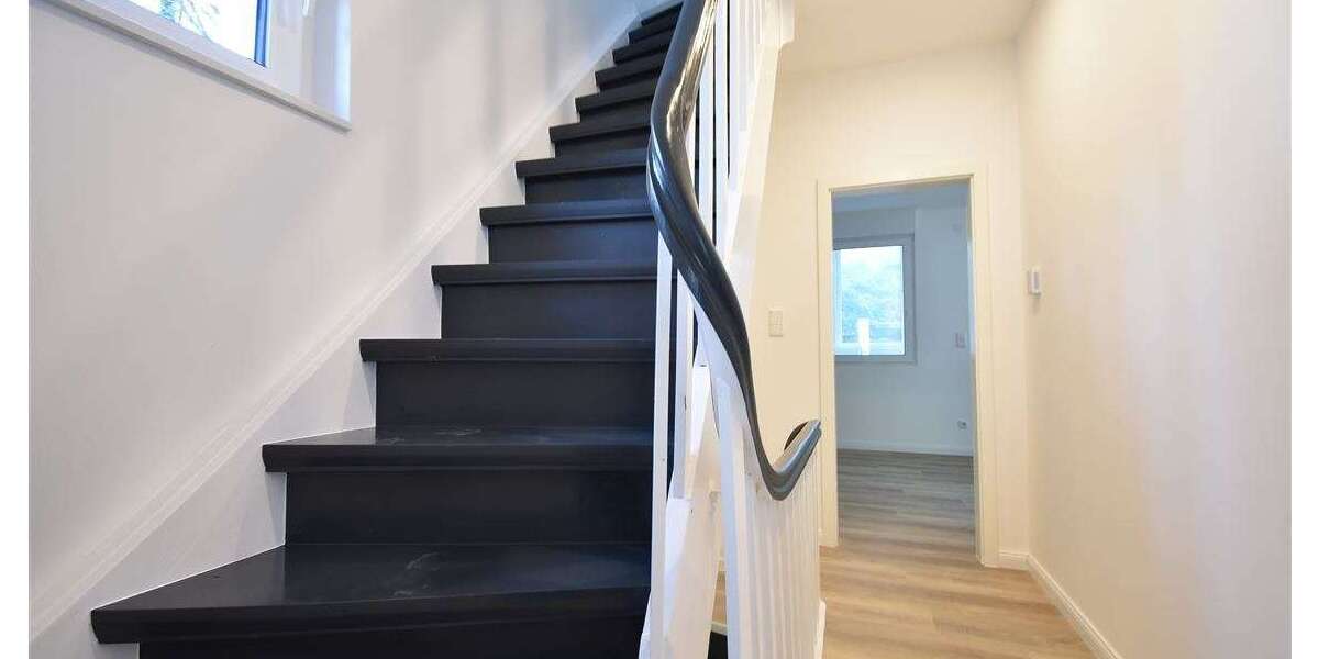 Haus zum Mieten in Velbert 1.190 € 101.46 m² 3 zimmer