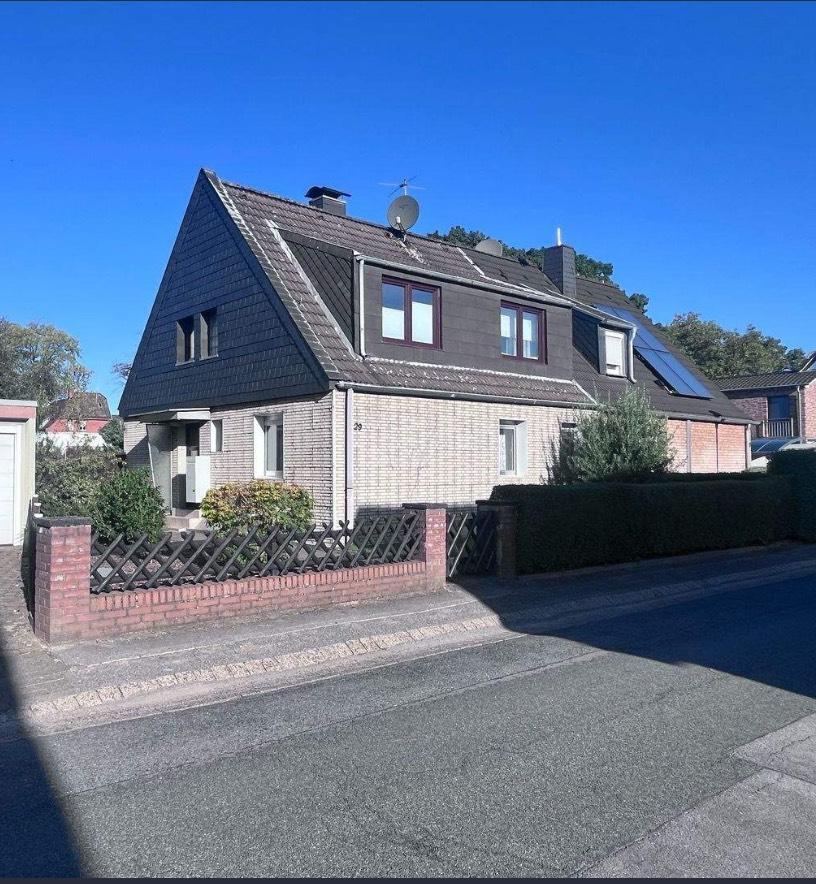 Doppelhaushälfte in bester Lage mit großem Garten zimmer