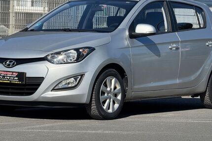 Hyundai i20 63.000 km 5.790 &euro; Oer-Erkenschwick 45739