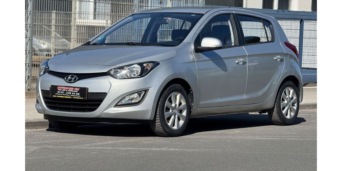 Hyundai i20 63.000 km 5.790 &euro; Oer-Erkenschwick 45739