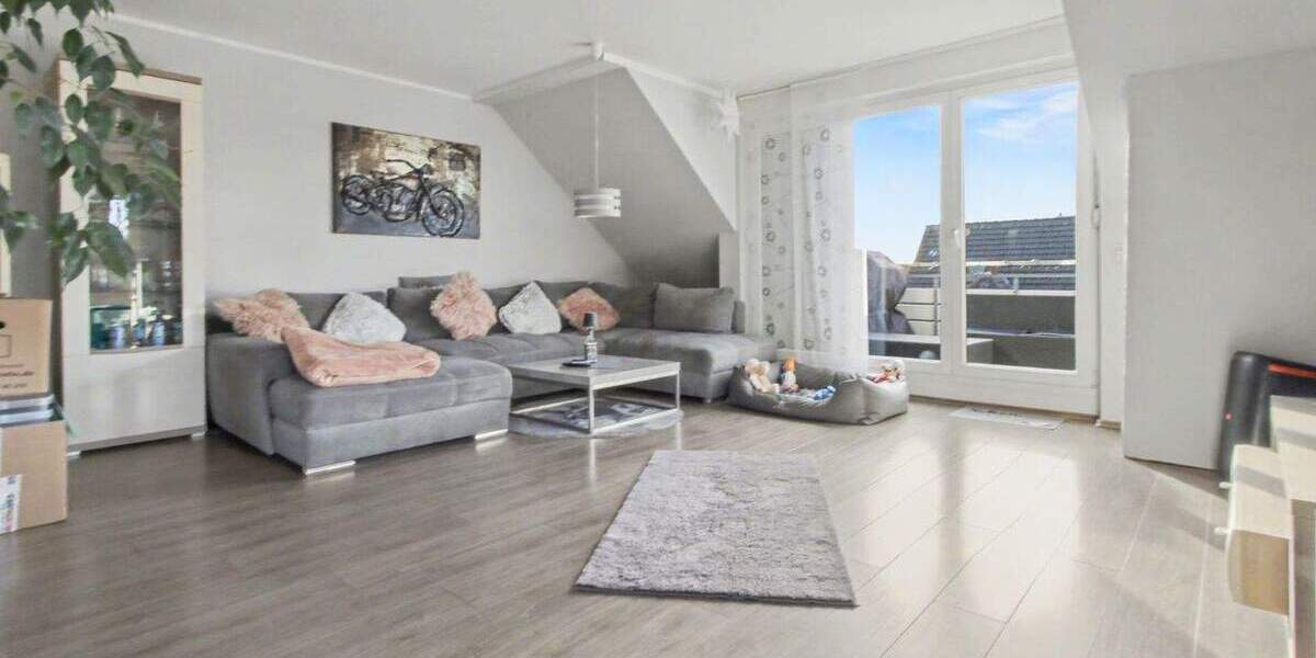 Charmante Maisonette-Dachgeschosswohnung mit Balkon, Garage und modernisierter Heiztechnik 2 zimmer