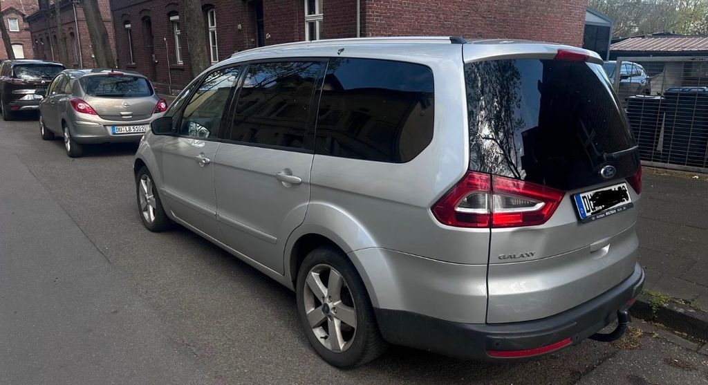 Ford Galaxy 222.000 km 4.000 &euro; Duisburg 47169
