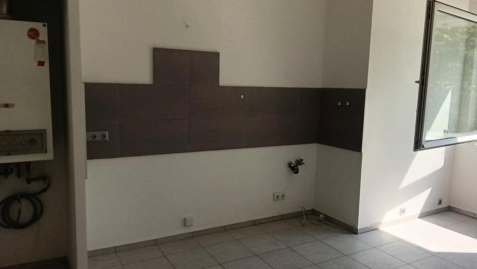 Etagenwohnung Velbert Velbert-Mitte - 3 Zimmer, 100 m&sup2;, 800&euro; | Angebot:26476732