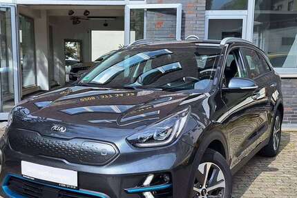 Kia Niro 71.000 km 21.980 &euro; Oberhausen 46045