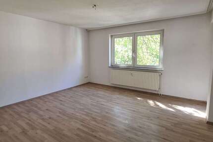 Wohnung Essen Stadtbezirk V - 3.5 Zimmer, 75 m&sup2;, 575&euro; | Angebot:26450034