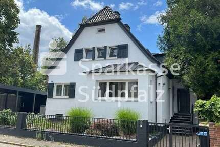 Haus zum Mieten in Landau 2.500 € 145 m²