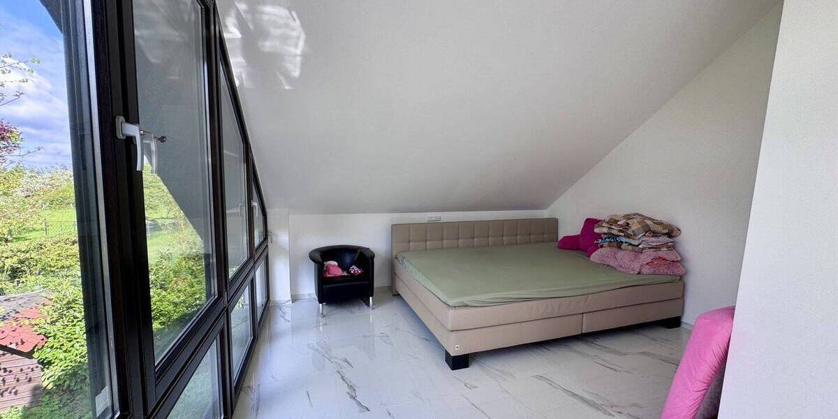 Einfamilienhaus Ratingen Breitscheid - 4 Zimmer, 315 m&sup2;, 1.150.000&euro; | Angebot:26455353