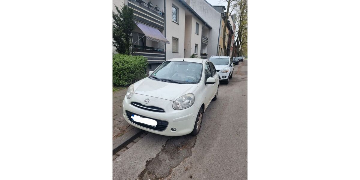 Nissan Micra 102.000 km 5.500 &euro; Duisburg 47119