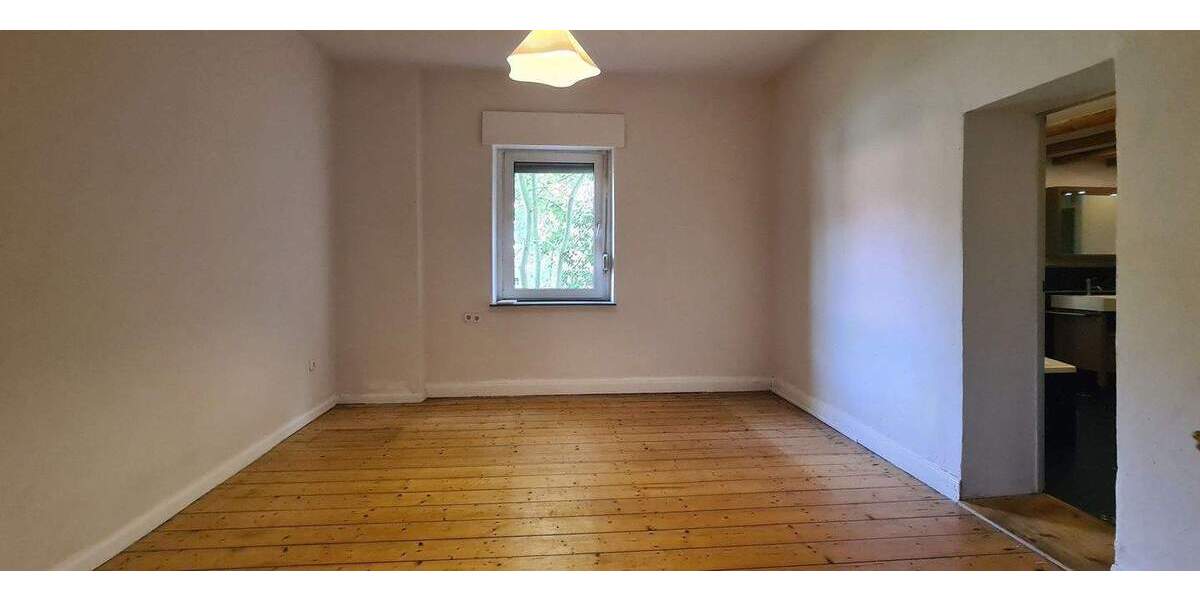 Etagenwohnung Bochum Harpen - 6 Zimmer, 133 m&sup2;, 230.000&euro; | Angebot:25686666