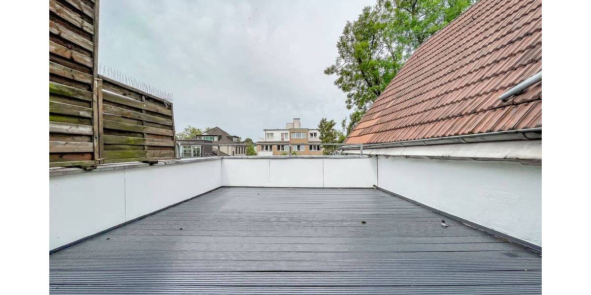 Etagenwohnung Essen Südviertel - 2 Zimmer, 81 m&sup2;, 950&euro; | Angebot:26879024