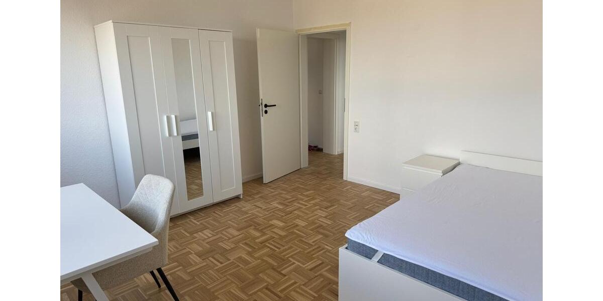 Etagenwohnung Bochum Laer - 3 Zimmer, 84 m&sup2;, 1.350&euro; | Angebot:25833798