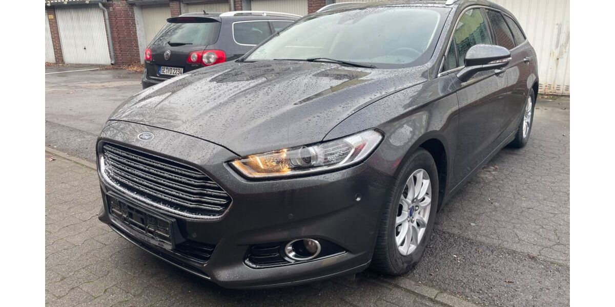 Ford Mondeo 152.100 km 8.950 &euro; Gelsenkirchen 45881