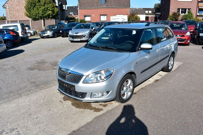 Skoda Fabia 71.800 km 7.380 € Oberhausen 46145