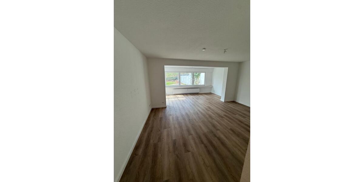 Erdgeschoßwohnung Bottrop Ebel - 5 Zimmer, 135 m&sup2;, 1.790&euro; | Angebot:25898932