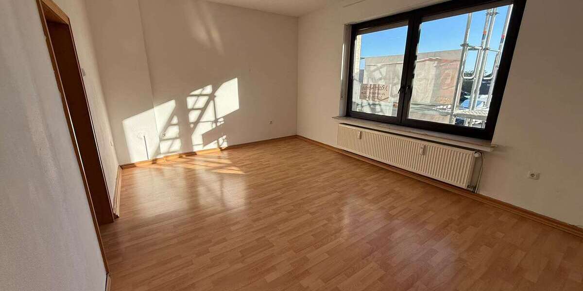 Etagenwohnung Bochum Stiepel - 2 Zimmer, 76 m&sup2;, 570&euro; | Angebot:27478324