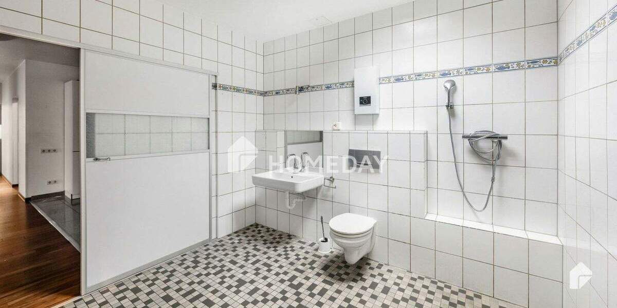 Etagenwohnung Wetter (Ruhr) Alt-Wetter - 6 Zimmer, 228 m&sup2;, 198.000&euro; | Angebot:25644768
