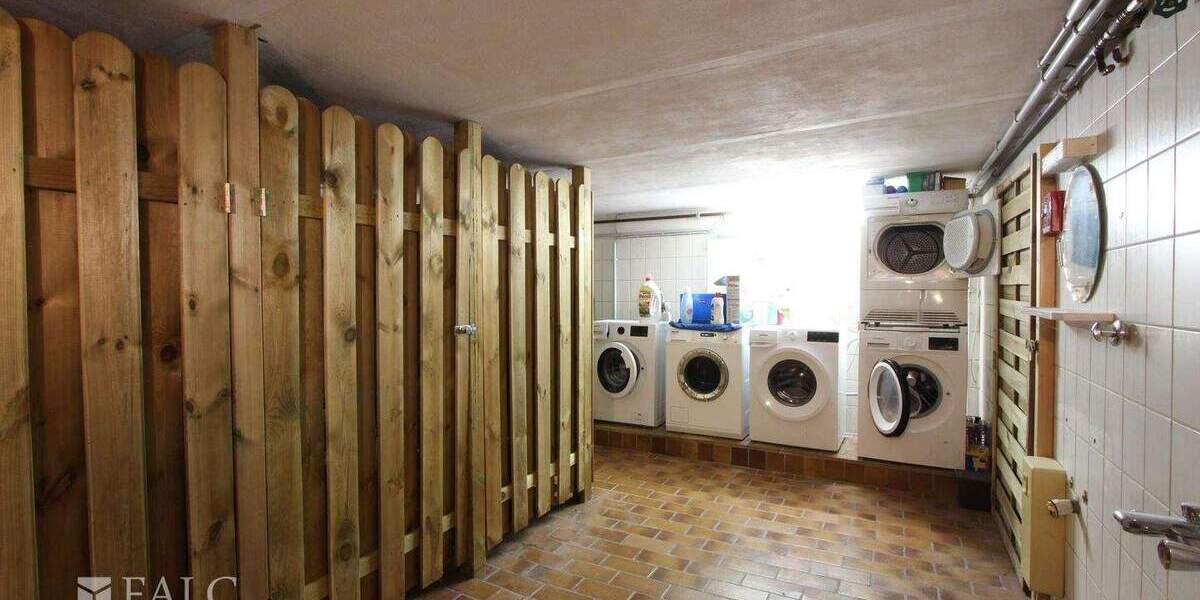 Reihenmittelhaus Oberhausen - Sterkrade Sterkrade-Mitte - 1 Zimmer, 300 m&sup2;, 369.000&euro; | Angebot:21504558