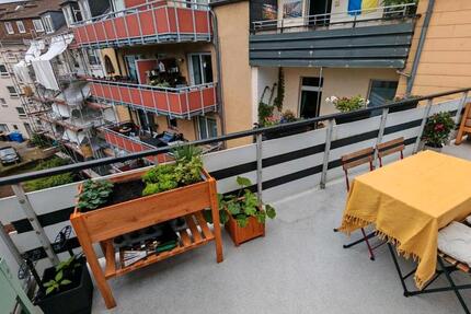 Untermiete (befristet): Möblierte Wohnung mit großem Balkon 2 zimmer