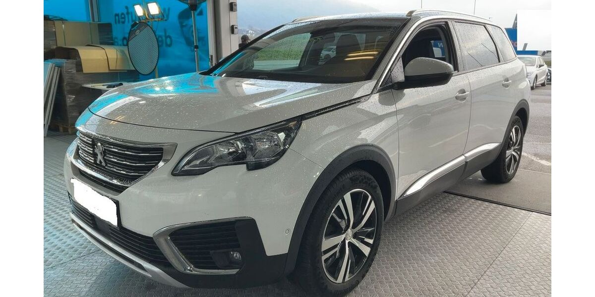 Peugeot 5008 103.884 km 17.497 &euro; Wuppertal 42327
