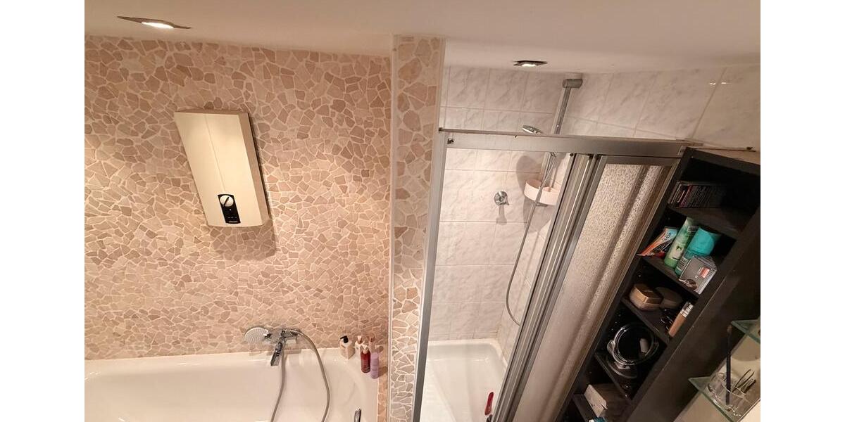 Erdgeschoßwohnung Essen Huttrop - 3 Zimmer, 68 m&sup2;, 169.000&euro; | Angebot:25636930