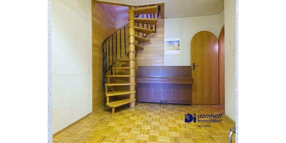 Reihenmittelhaus Dortmund / Dorstfeld Dorstfeld - 7 Zimmer, 139 m&sup2;, 390.000&euro; | Angebot:24470342