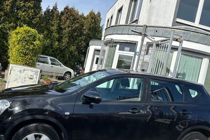 Nissan Qashqai 180.000 km 3.999 &euro; Essen 45326