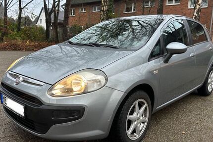 Fiat Punto 111.600 km 2.900 &euro; Düsseldorf 40472