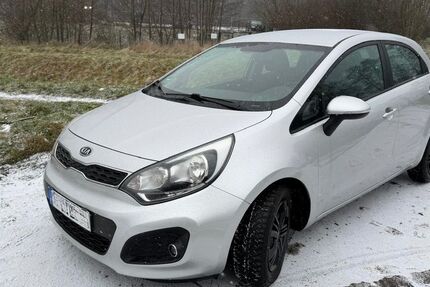 Kia Rio 139.741 km 3.800 &euro; Marl 45768
