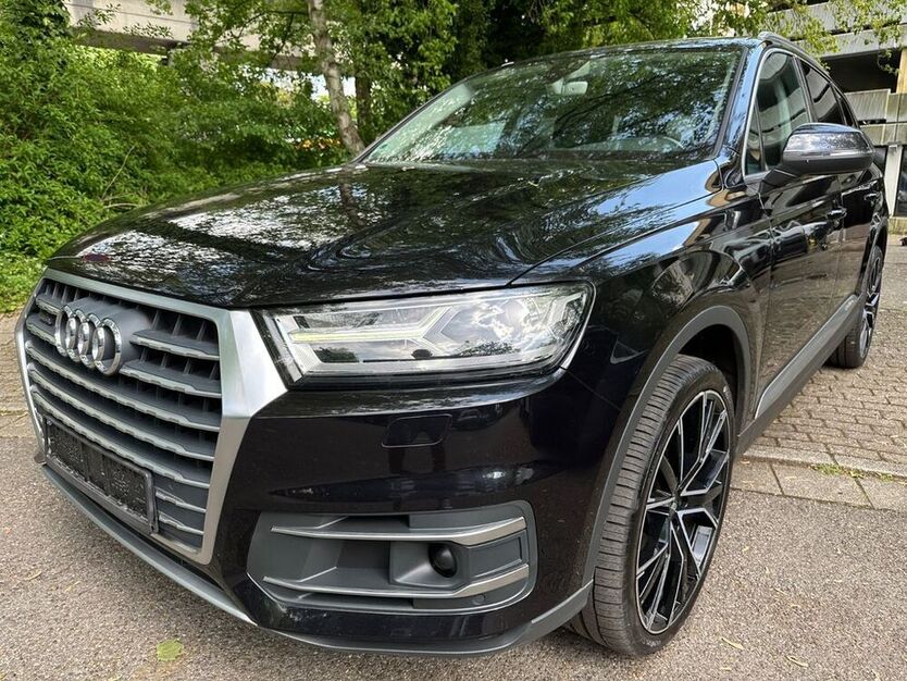 Q7