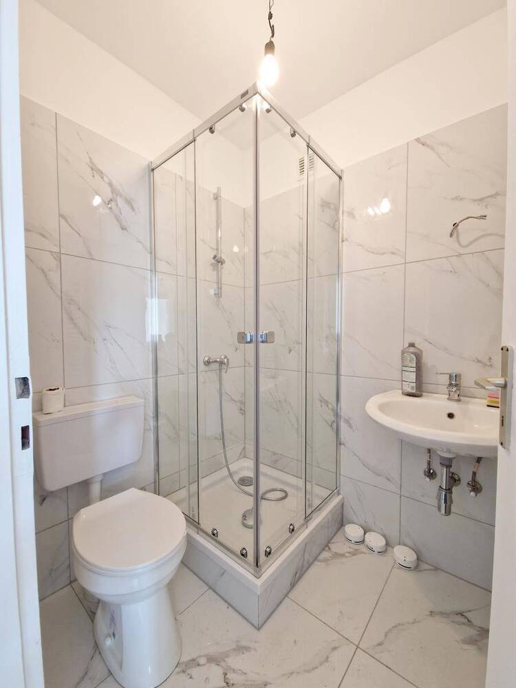 6 Wohnungen - 6 Balkone. Attraktive Lage mit nachhaltigem Vermietungspotenzial.