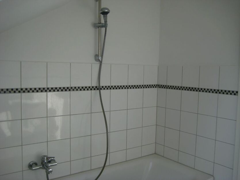 Provisionsfrei* Mehrfamilienhaus, 4 WE in Top Lage, EG 92 qm mit Garten u. Garage frei