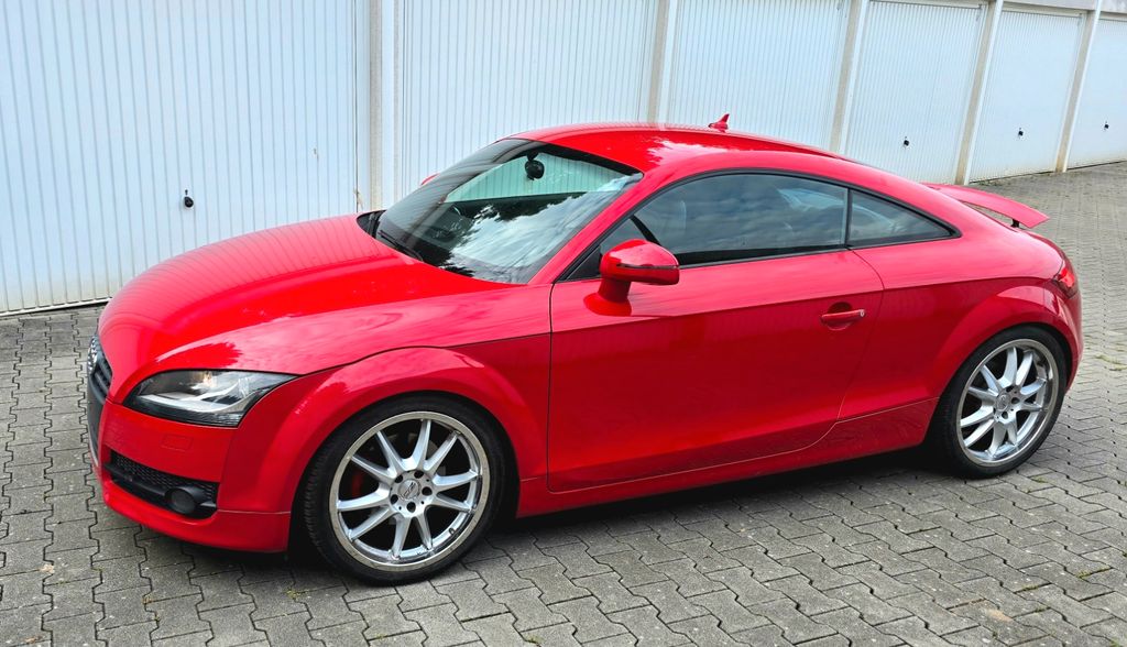 Audi TT 209.000 km 5.999 &euro; Recklinghausen 45661