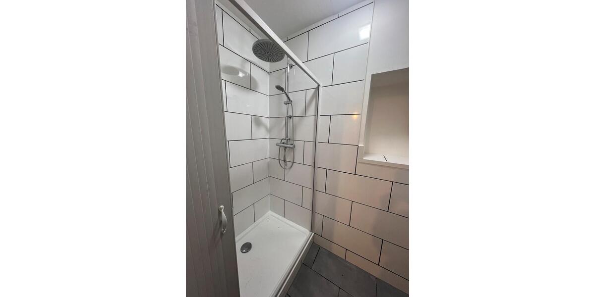 Erstbezug nach Sanierung: Moderne 3-Zimmer Wohnung mit Garten 3 zimmer