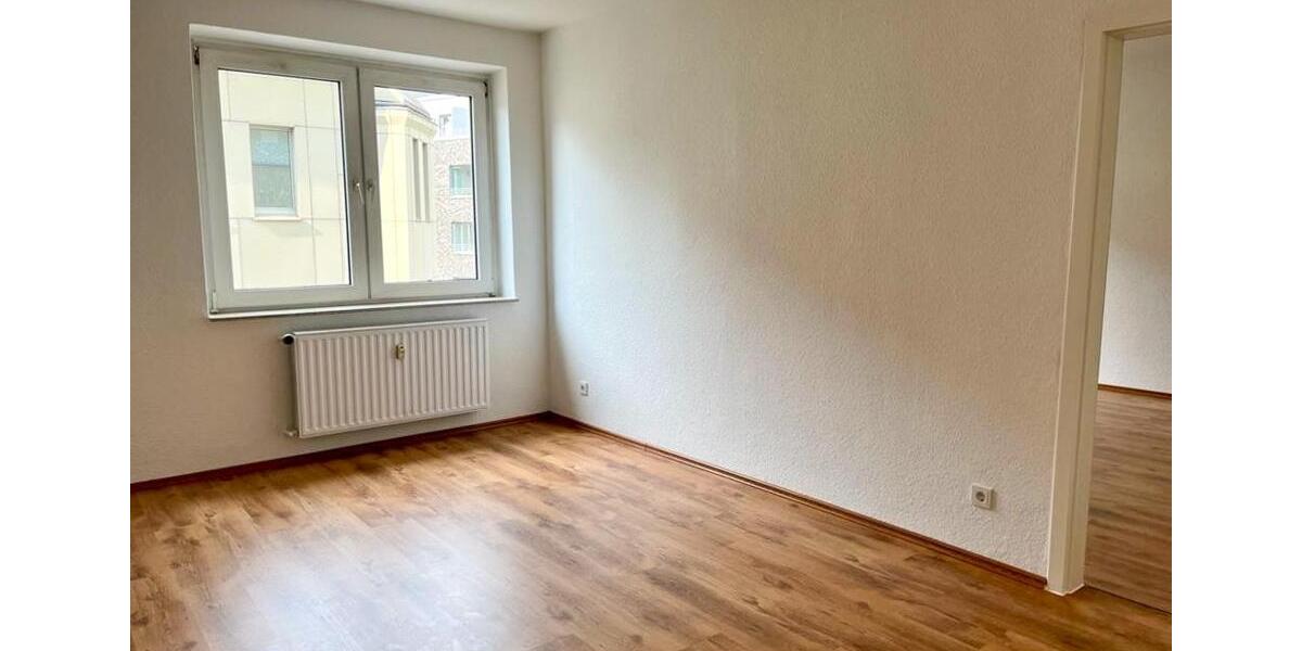 Frisch sanierte Wohnung mit Balkon! 3 zimmer