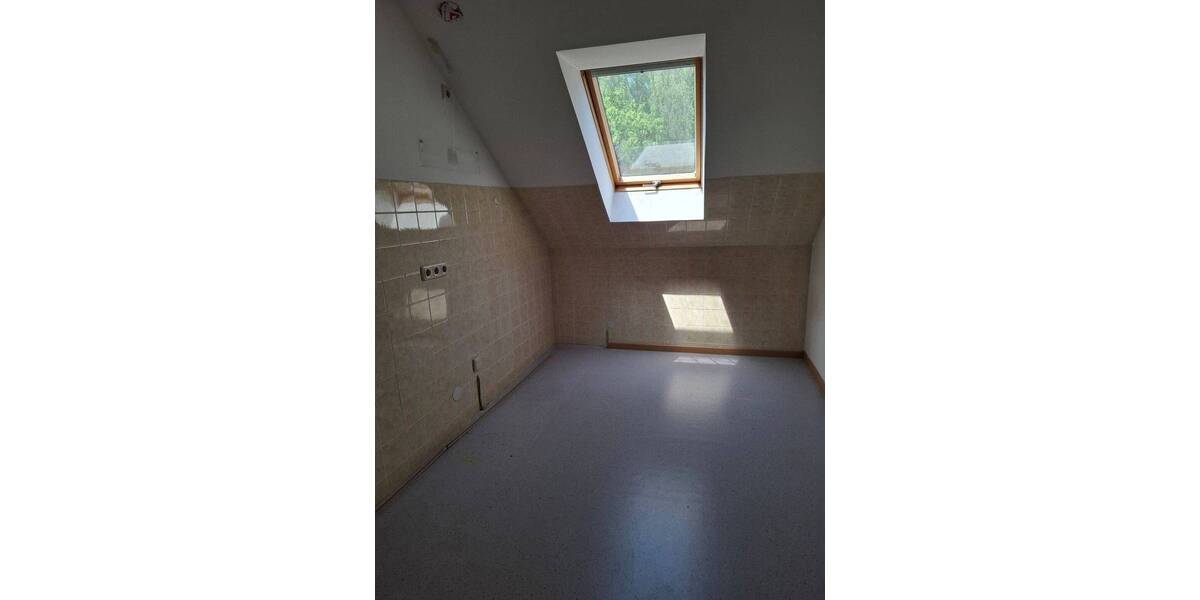 Freistehendes Ein-Zweifamilienhaus mit Garten, Sauna und Kellerbar in ruhiger Sackgasse in Moers-Kapellen zimmer