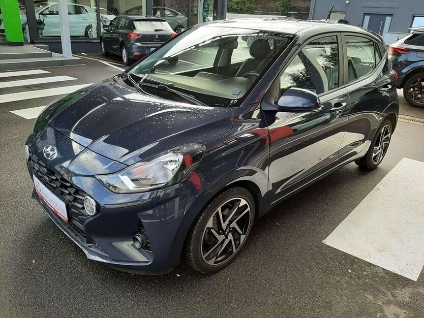 i10