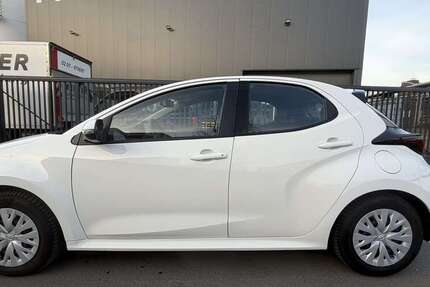 Toyota Yaris 14.850 km 17.500 &euro; Essen 45138