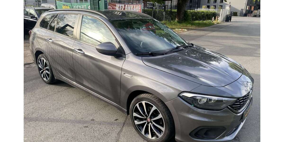 Fiat Tipo 89.000 km 10.450 &euro; Essen 45239