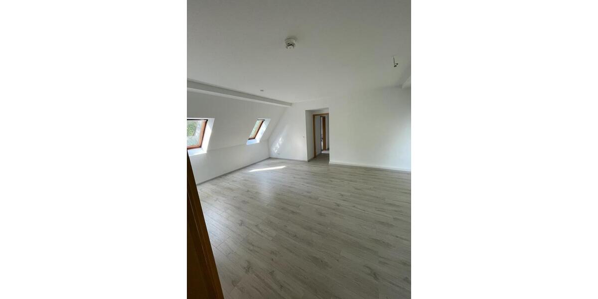Dachgeschoßwohnung Herne Wanne - 2 Zimmer, 60 m&sup2;, 429&euro; | Angebot:26727938