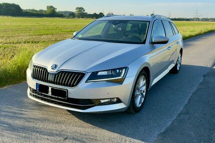 Skoda Superb 151.000 km 16.400 &euro; Bochum 44866